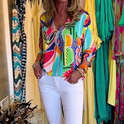 🌺 Elegancka koszula z nadrukiem w kształcie litery V